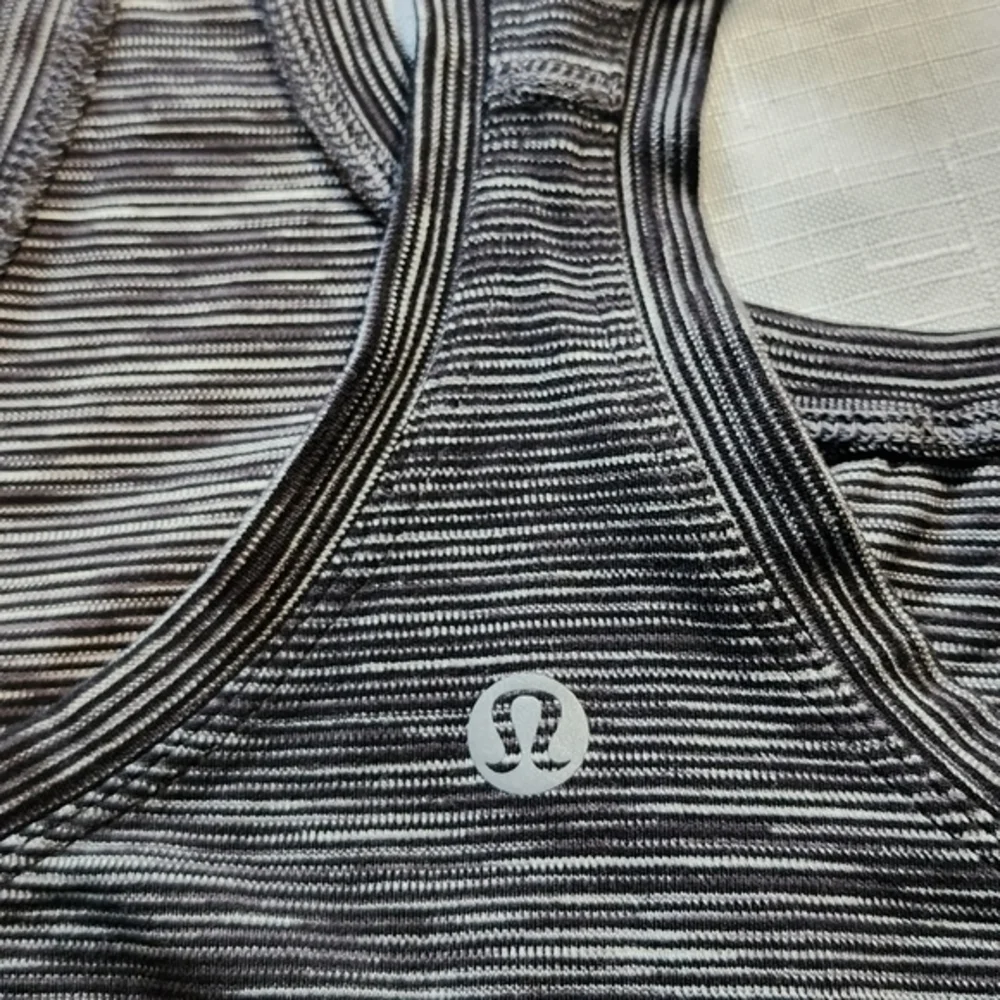Lululemon Athletica‎ Women's Racerback Running Yoga Tank Top Size Small